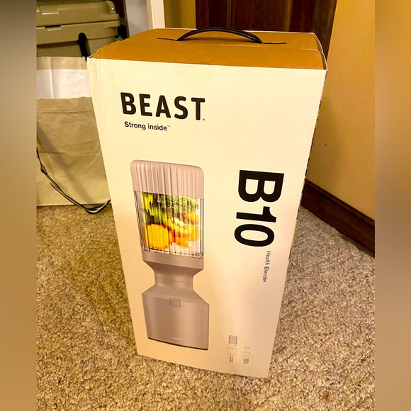 Beast Other - NWT Beast B10 Blender